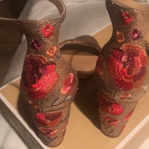 GORGEOUS INC SHOES